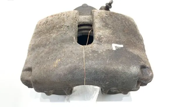 Volkswagen Jetta VI Front brake caliper 