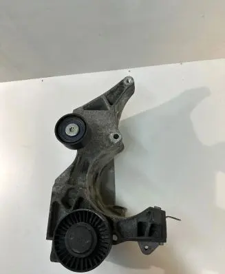 BMW 5 F10 F11 Generator/alternator bracket 7802639 13922010