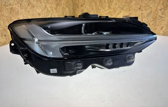 Volvo S90, V90 Headlight/headlamp 31386171 27003745