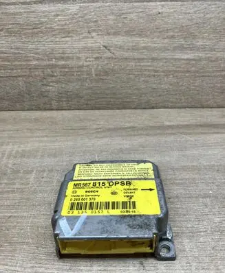 Mitsubishi Space Star Airbag control unit/module MR587815DPSB 0285001379