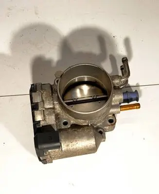 Audi A4 S4 B6 8E 8H Throttle valve 078133062B