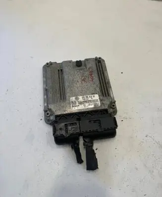 Volkswagen Caddy Engine control unit/module 03G906016HN 1039S10847 0281012272