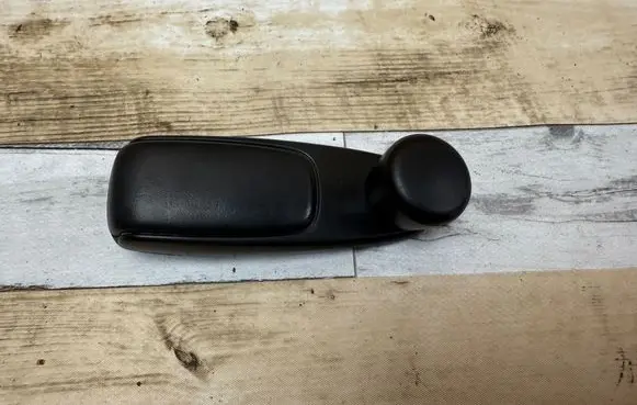 Peugeot 207 Rear door window winding handle 9653797777