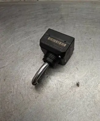 Mercedes-Benz ML W164 Ignition lock A1645451308 33002807