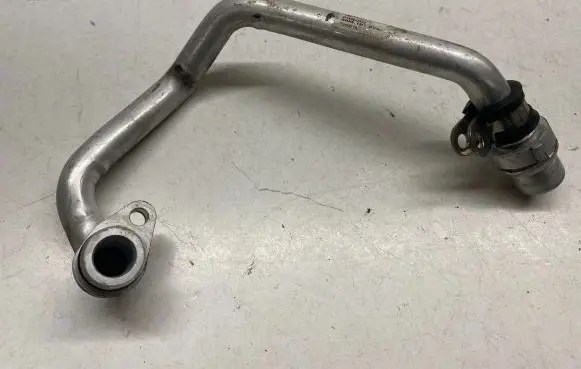 Porsche Cayenne (9Y0 9Y3) Engine coolant pipe/hose 06M121076 06M121076L