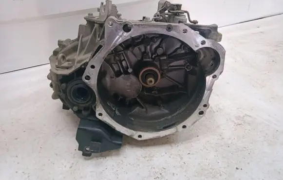 KIA Sportage Manual 5 speed gearbox C160226N164056 20160314CL