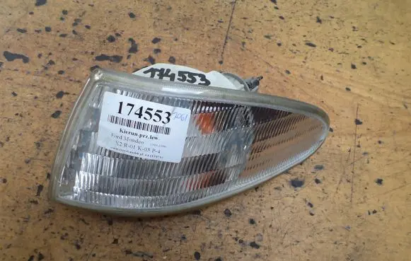Ford Mondeo MK II Front indicator light