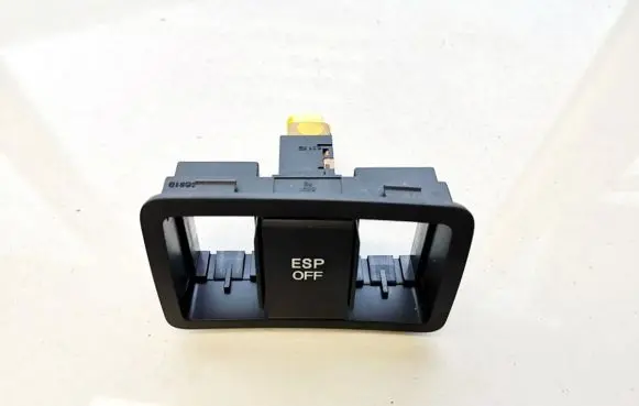 Hyundai i30 ESP (stability program) switch 202007239