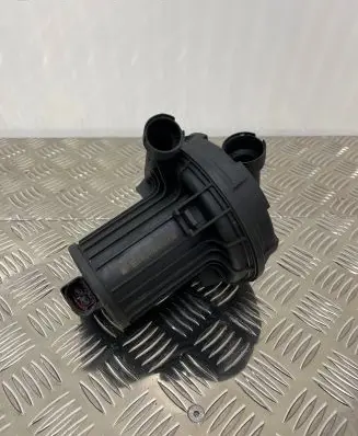 Audi A8 S8 D3 4E Air intake duct part 022131083K