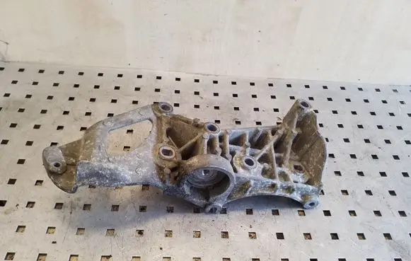 Nissan Almera N16 Other engine bay part