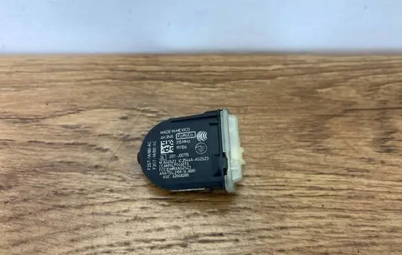 Ford Edge II Tire pressure sensor F2GT1A180ACPINYA F2GT1A180AC