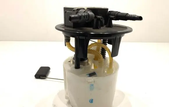 Opel Vivaro In-tank fuel pump 9807056380