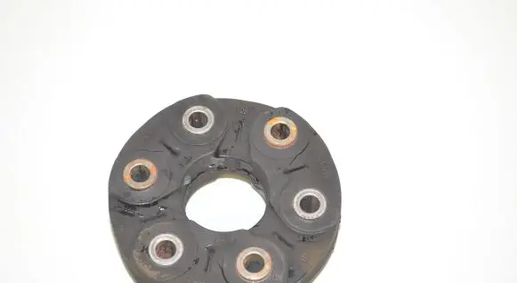 BMW 7 G11 G12 Rear prop shaft donut coupling/joint 7610061 26117610061 26117605629