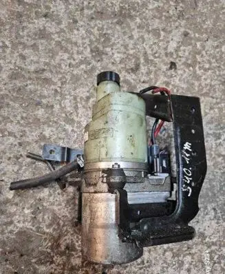 Volvo S40 Power steering pump