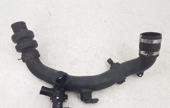 Ford Escape III Intercooler hose/pipe F1F16C646 F1F16C646AE R7N6A