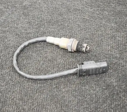 BMW 5 F10 F11 Lambda probe sensor 8570230 0281004440