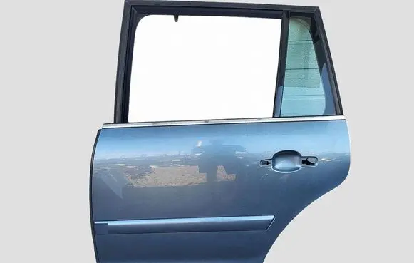 Citroen C4 Grand Picasso Rear door