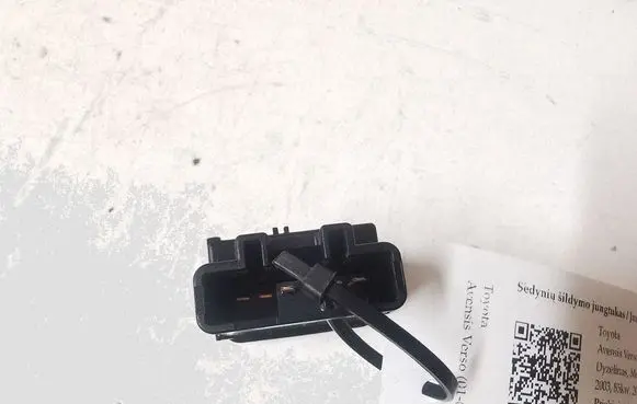 Toyota Avensis Verso Seat heating switch 156936 7120N15
