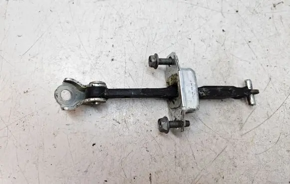 Suzuki SX4 Rear door check strap stopper