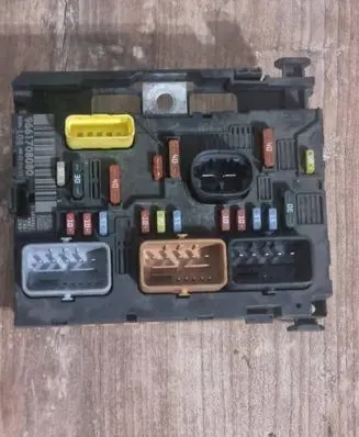 Citroen C4 I Picasso BSM Control unit 9661708080