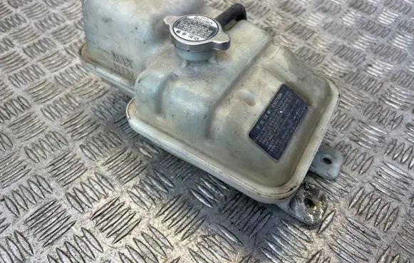 KIA Sorento Coolant expansion tank/reservoir 25430
