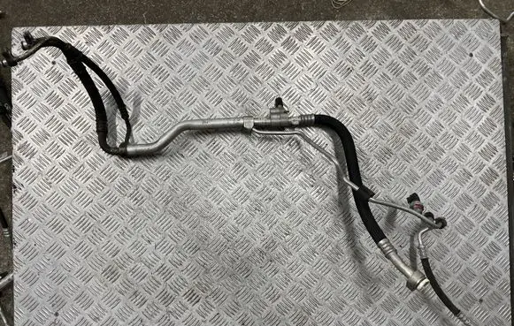 Mercedes-Benz ML W166 Air conditioning (A/C) pipe/hose A1668300100