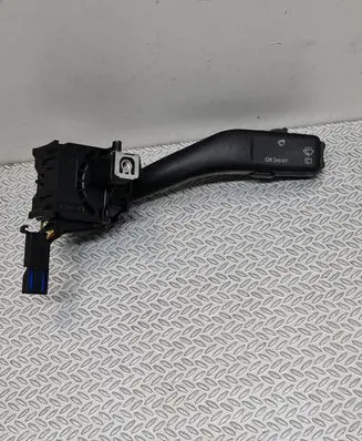 Volkswagen Touran I Wiper control stalk 1K0953519A 01203506 20350640705197