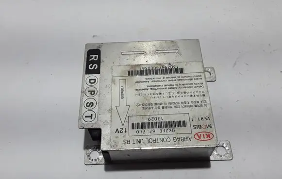 KIA Carens I Airbag control unit/module 0K2FE677F0