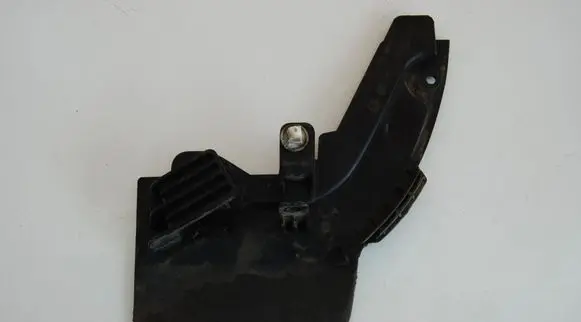 Hyundai Terracan Rear mudguard 3AA854855