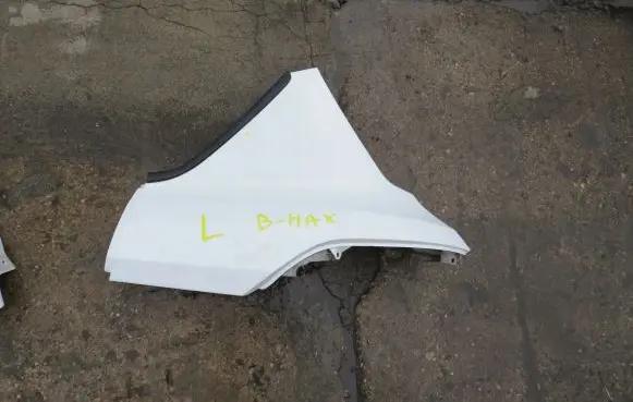 Ford B-MAX Fender