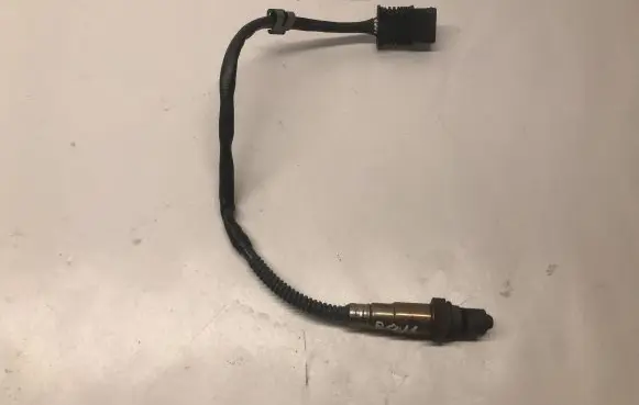 BMW 5 F10 F11 Lambda probe sensor 7596908
