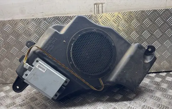 Dodge Caliber Subwoofer speaker 04672324AC