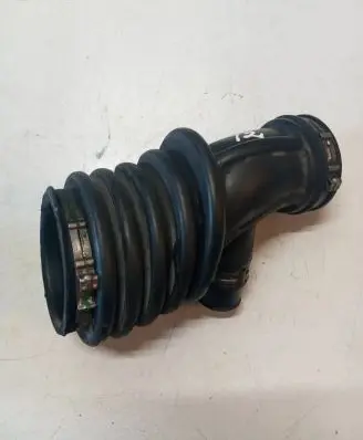 Volvo V50 Air intake hose/pipe 72100865