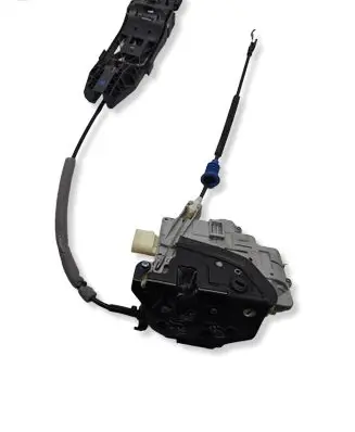 Volkswagen Tiguan Rear door lock 3C4839016A
