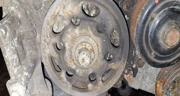 Toyota Aygo AB10 Crankshaft pulley 