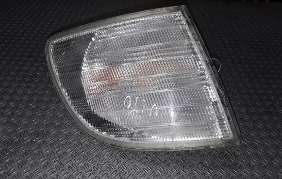 Mercedes-Benz Vito Viano W638 Front indicator light 014401508R