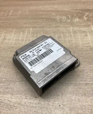 Peugeot 207 Airbag control unit/module 9661440680 0285001745