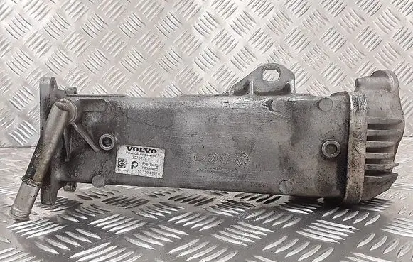 Volvo S80 EGR valve cooler 30757742 70304900