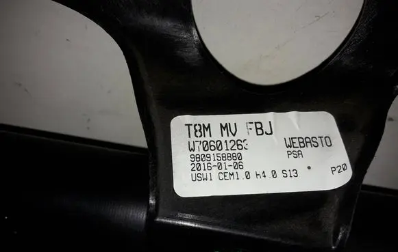Peugeot 3008 I Electric sunroof installation 9809158880 2222576