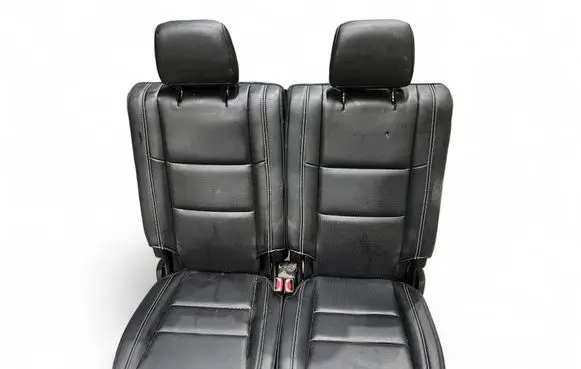 Dodge Durango III Third row seats 