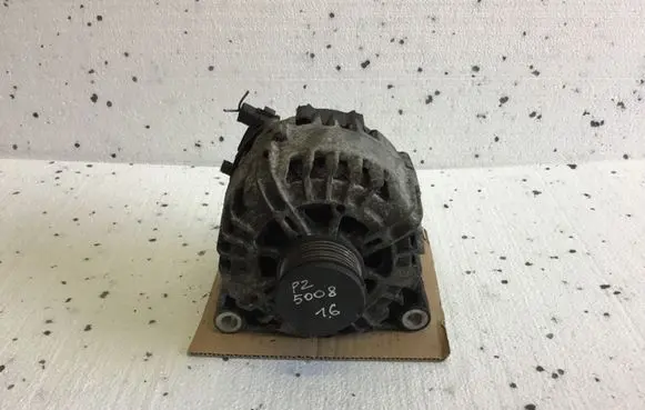 Peugeot 5008 Generator/alternator 9665617780 CL15 2605546A