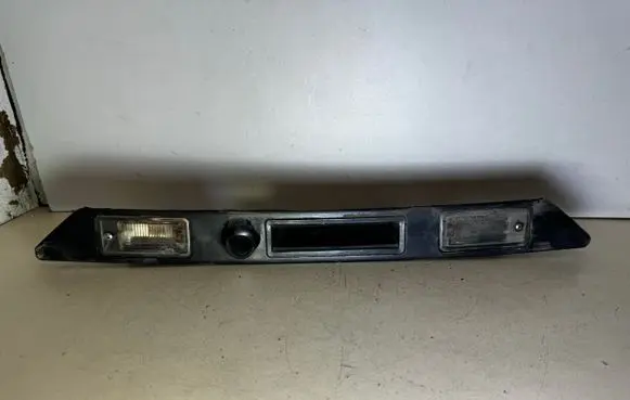 Audi A4 S4 B7 8E 8H Trunk door license plate light bar 8E0827574C 8E0827574C3FZ 8E0827574