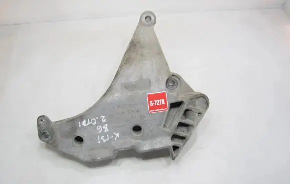 Volkswagen PASSAT B6 Engine mounting bracket 03L199207