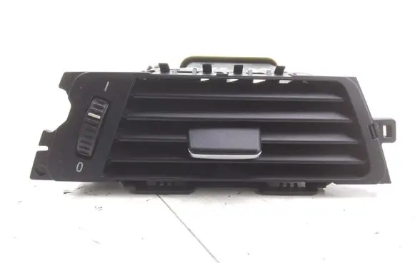 BMW 3 E90 E91 Dashboard side air vent grill/cover trim