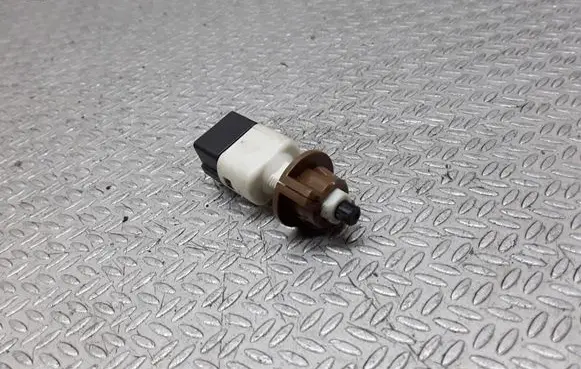 Peugeot 107 Brake pedal sensor switch