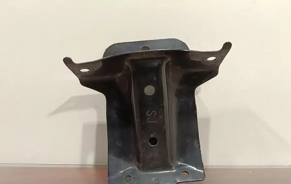 Subaru Forester SK Radiator support slam panel bracket 