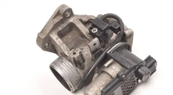 Volvo V70 EGR valve 30774813