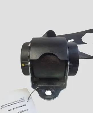 Opel Astra J Middle seatbelt (rear) 13443564 13442762