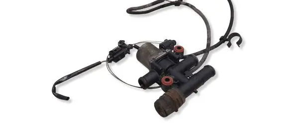 Audi A4 S4 B7 8E 8H Coolant heater control valve 8E0820036