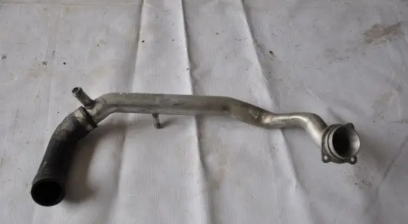 BMW 5 F10 F11 Engine coolant pipe/hose 7607840010